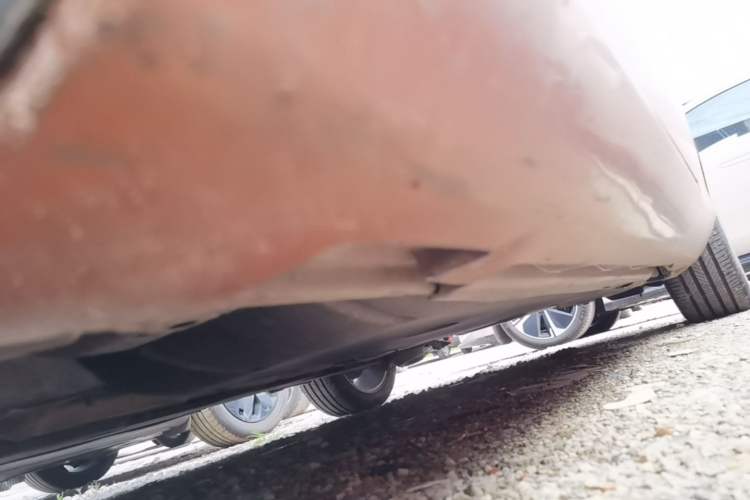 Used Volvo V40 2014 2.0T Zhiya Edition Chassis Front Left