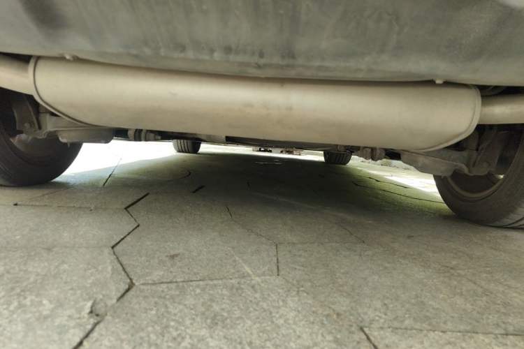Used Volvo V40 2014 2.0T Zhiya Edition Chassis Rear