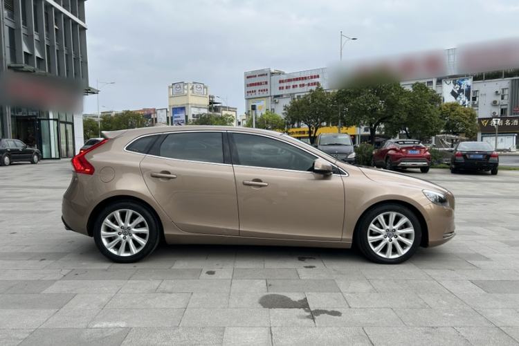 Used Volvo V40 2014 2.0T Zhiya Edition Exterior 3