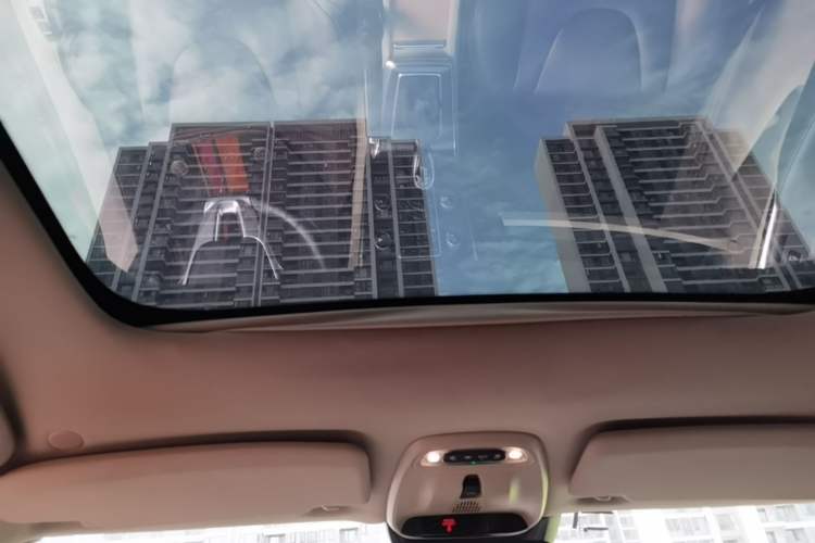 Used Volvo V40 2014 2.0T Zhiya Edition Headliner