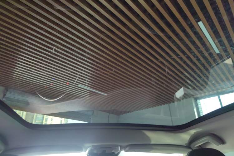 Used Volvo V40 2014 Cross Country 2.0T Zhiyi Edition Headliner
