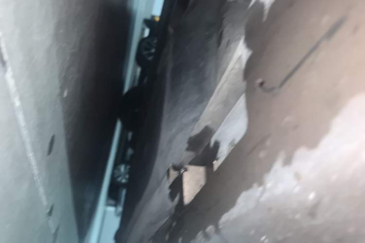 Used Volvo V40 2014 2.0T Zhiya Edition Chassis Front Left