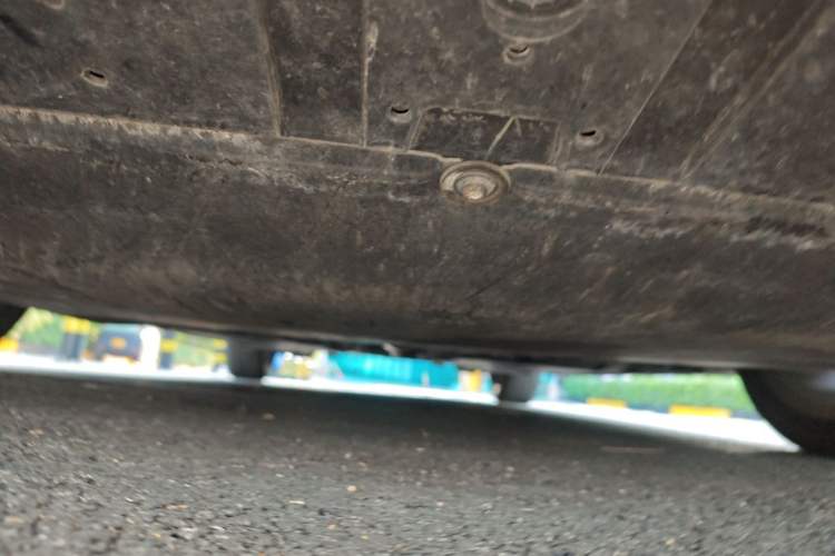 Used Volvo V40 2014 2.0T Zhiya Edition Chassis Front