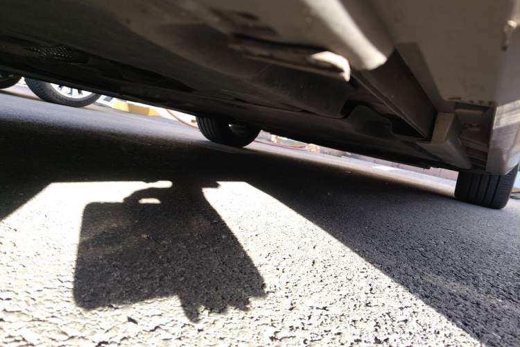 Used Volvo V40 2014 2.0T Zhiya Edition Chassis Rear Right