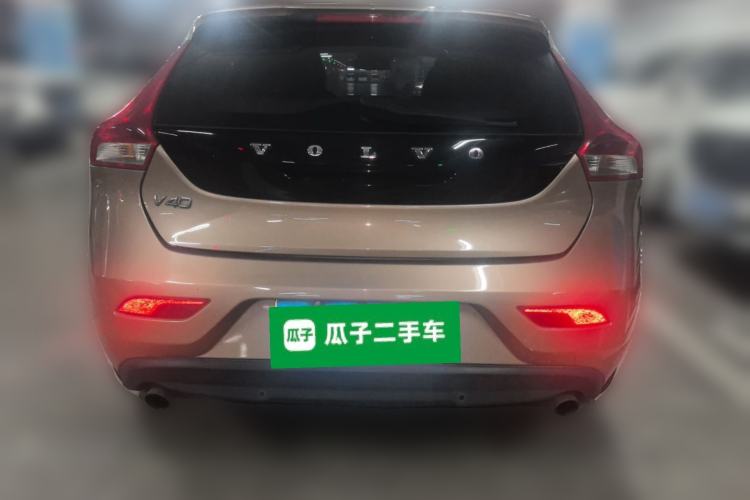 Used Volvo V40 2014 2.0T Zhiya Edition Rear