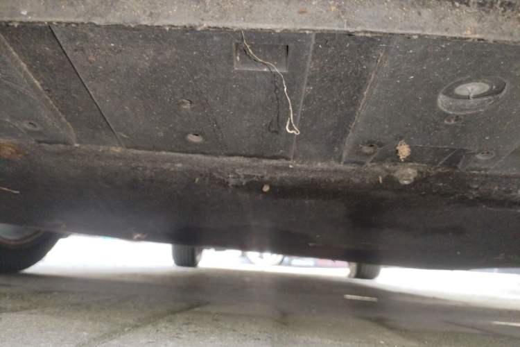 Used Volvo V40 2014 2.0T Zhiya Edition Chassis Front