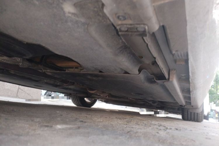 Used Volvo V40 2014 2.0T Zhiya Edition Chassis Rear Right