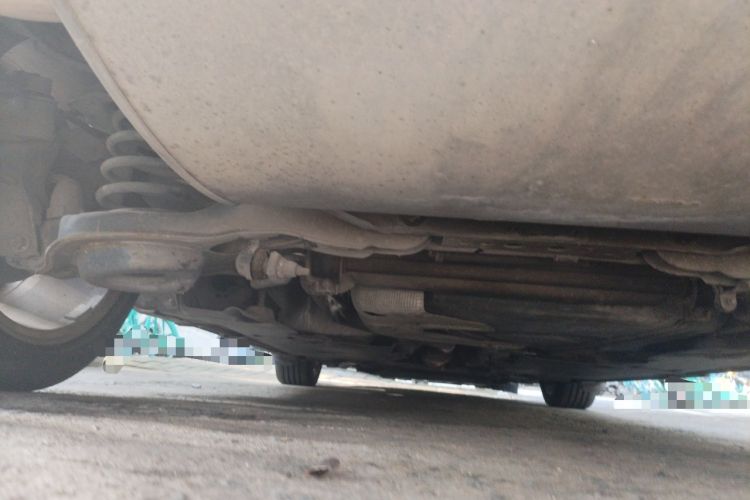 Used Volvo V40 2014 2.0T Zhiya Edition Chassis Rear