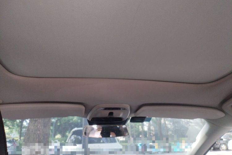 Used Volvo V40 2014 2.0T Zhiya Edition Headliner