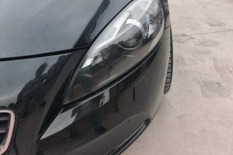 Used Volvo V40 2014 2.0T Zhiya Edition Left Front Headlight