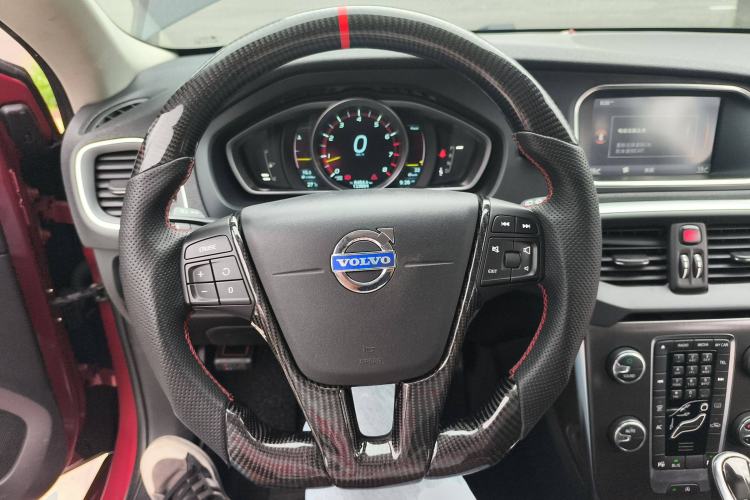 Used Volvo V40 2014 2.0T Zhiya Edition Steering Wheel