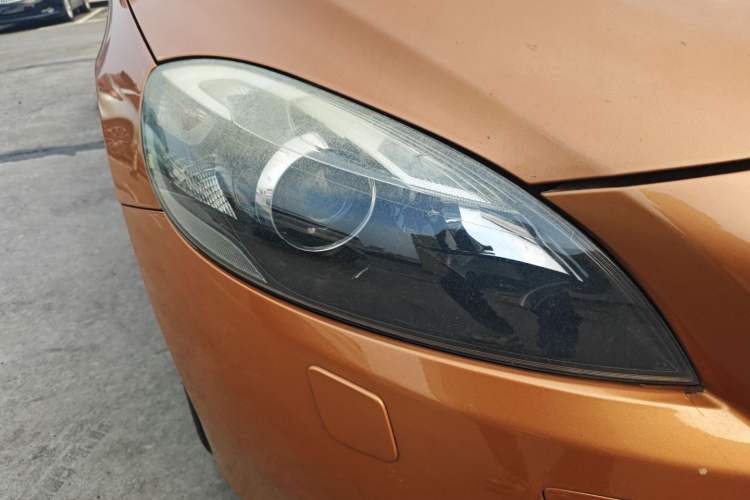 Used Volvo V40 2014 2.0T Zhiya Edition Exterior 1