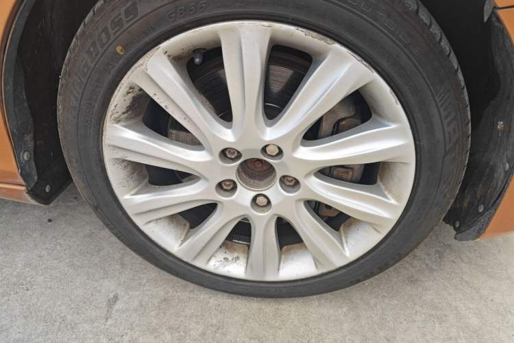 Used Volvo V40 2014 2.0T Zhiya Edition Exterior 2