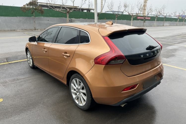 Used Volvo V40 2014 2.0T Zhiya Edition Exterior 7