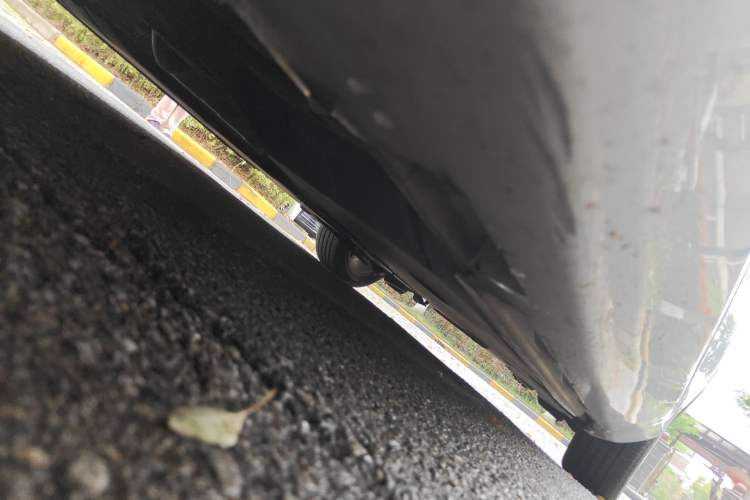 Used Volvo V40 2014 2.0T Zhiya Edition Chassis Front Left
