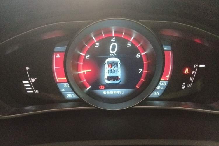 Used Volvo V40 2014 Cross Country T5 AWD Smart Luxury Edition Instrument Cluster