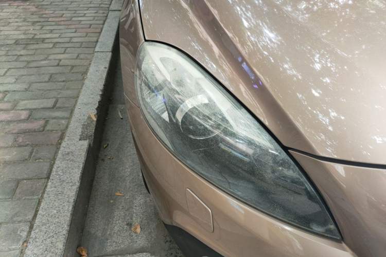 Used Volvo V40 2014 Cross Country T5 AWD Smart Luxury Edition Right Front Headlight