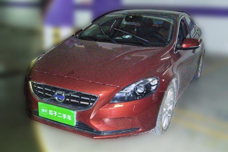 Used Volvo V40 2014 2.0T Zhiya Edition Guazi used car, China used car export, Used car for sale, Used  cars, Cheapest cars for sale