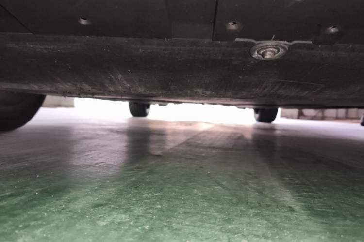 Used Volvo V40 2014 2.0T Zhiya Edition Chassis Front