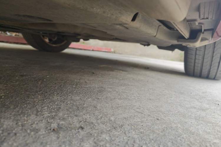 Used Volvo V40 2014 2.0T Zhiya Edition Chassis Rear Left