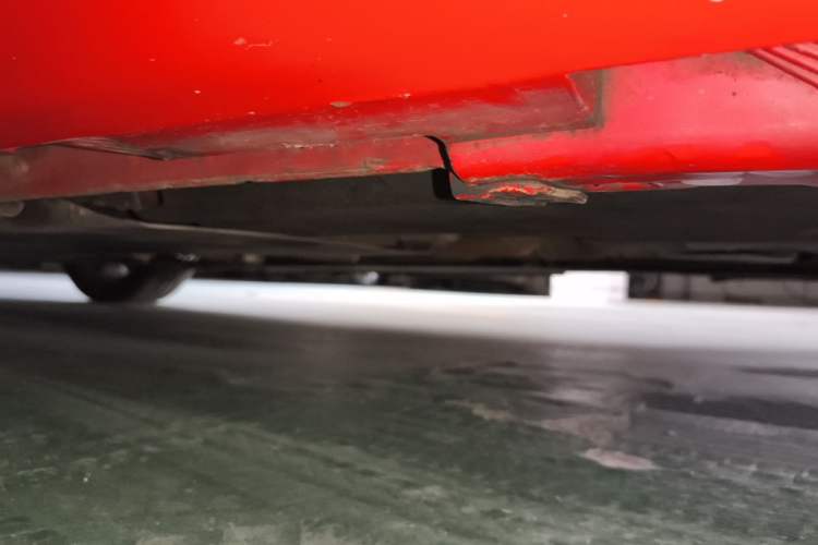 Used Volvo V40 2014 2.0T Zhiya Edition Chassis Rear Left