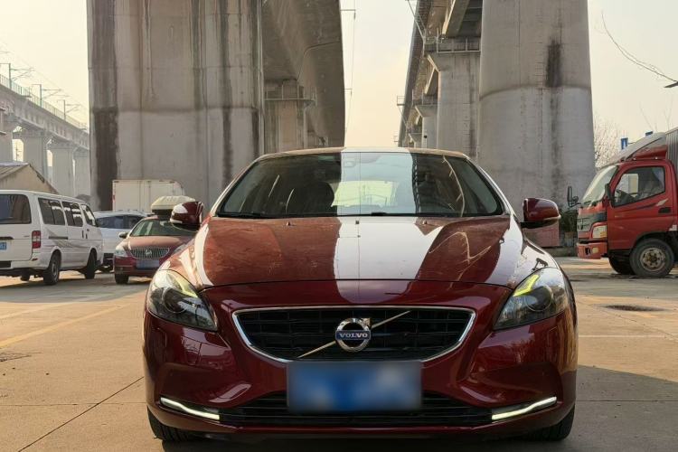 Used Volvo V40 2014 2.0T Zhiya Edition Exterior 3
