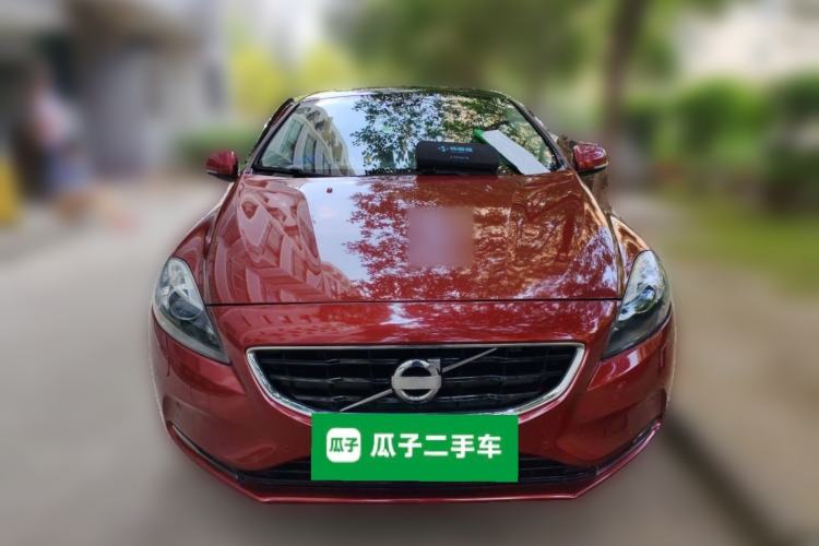Used Volvo V40 2014 2.0T Zhiya Edition Front