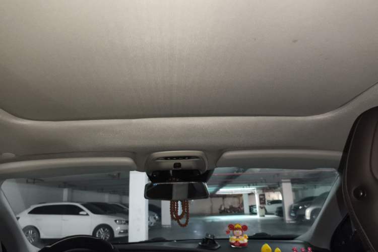 Used Volvo V40 2014 2.0T Zhiya Edition Headliner