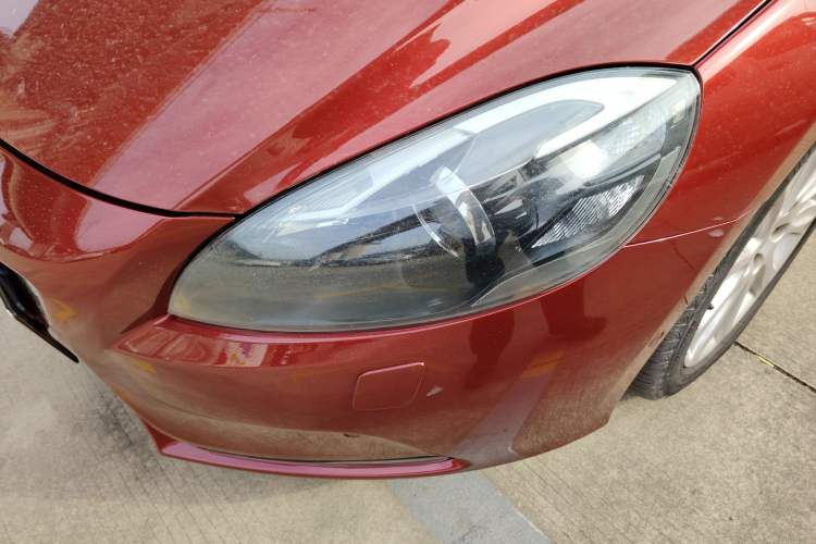 Used Volvo V40 2014 2.0T Zhiya Edition Left Front Headlight