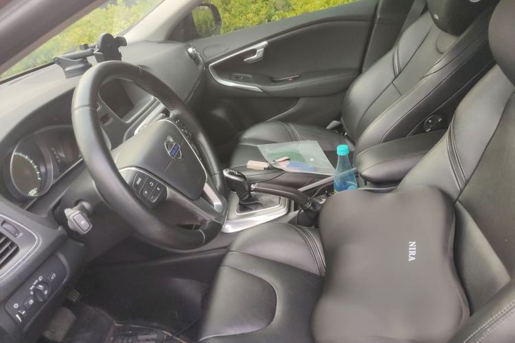 Used Volvo V40 2014 2.0T Zhiya Edition Left Front Seat