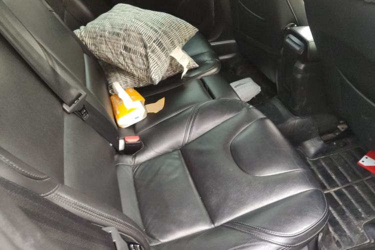 Used Volvo V40 2014 2.0T Zhiya Edition Left Rear Seat