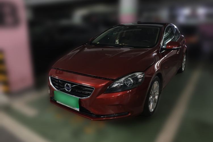 Used Volvo V40 2014 2.0T Zhiya Edition Guazi used car, China used car export, Used car for sale, Used  cars, Cheapest cars for sale