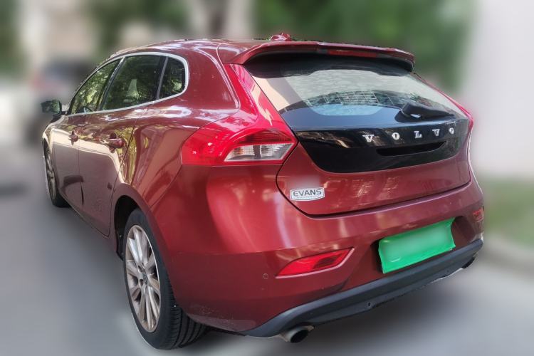 Used Volvo V40 2014 2.0T Zhiya Edition Rear Left 45 Deg