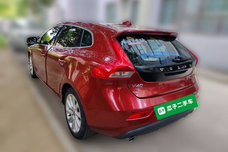 Used Volvo V40 2014 2.0T Zhiya Edition Rear Left 45 Deg