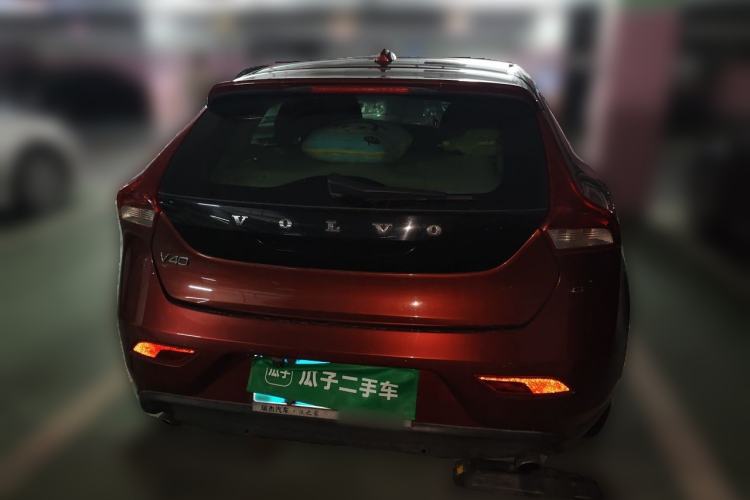 Used Volvo V40 2014 2.0T Zhiya Edition Rear