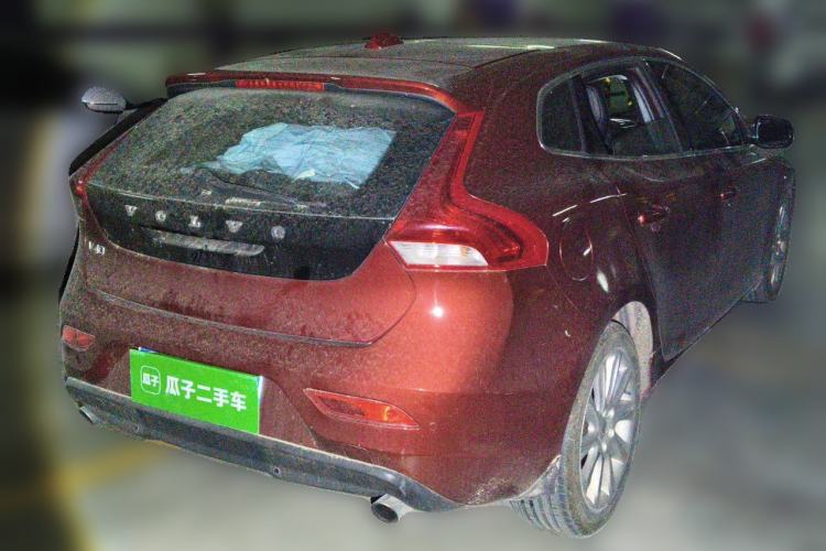 Used Volvo V40 2014 2.0T Zhiya Edition Rear Right 45 Deg