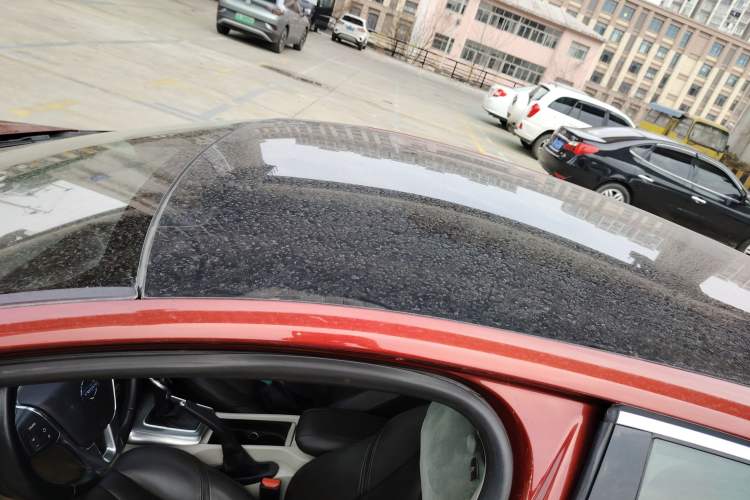 Used Volvo V40 2014 2.0T Zhiya Edition Roof