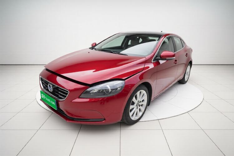 Used Volvo V40 2014 2.0T Zhiya Edition Guazi used car, China used car export, Used car for sale, Used  cars, Cheapest cars for sale