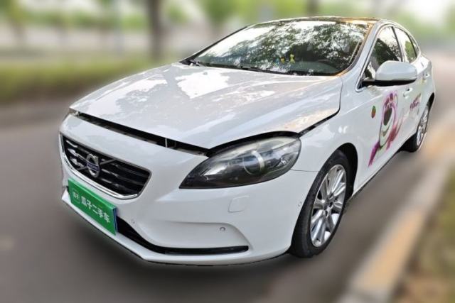 Used Volvo V40 2014 2.0T Zhiya Edition