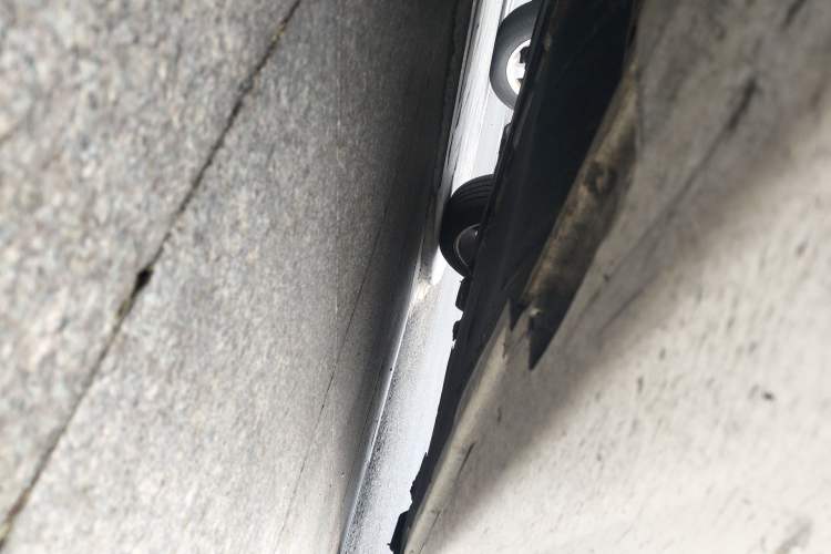 Used Volvo V40 2014 2.0T Zhiya Edition Chassis Front Left