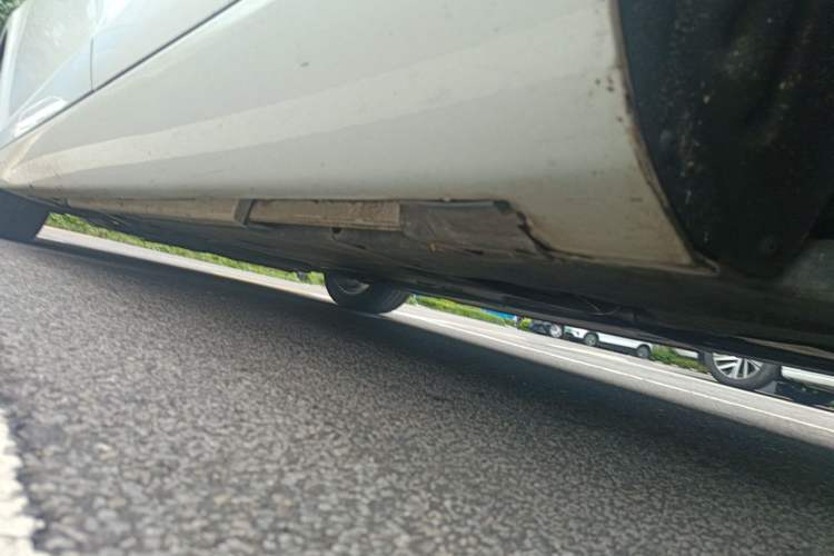 Used Volvo V40 2014 2.0T Zhiya Edition Chassis Rear Left