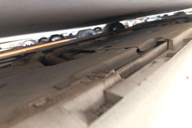 Used Volvo V40 2014 2.0T Zhiya Edition Chassis Rear Left