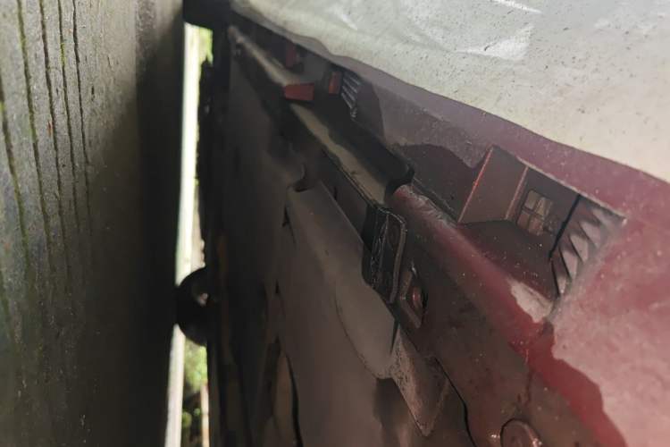 Used Volvo V40 2014 2.0T Zhiya Edition Chassis Rear Left