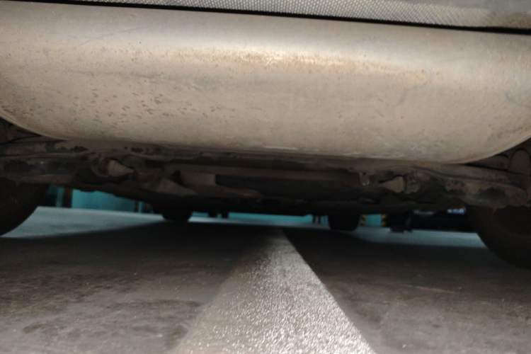 Used Volvo V40 2014 2.0T Zhiya Edition Chassis Rear