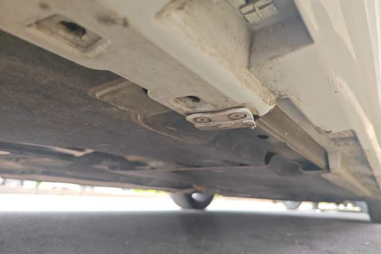 Used Volvo V40 2014 2.0T Zhiya Edition Chassis Rear Right