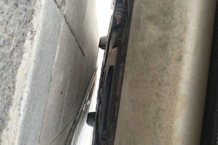 Used Volvo V40 2014 2.0T Zhiya Edition Chassis Rear