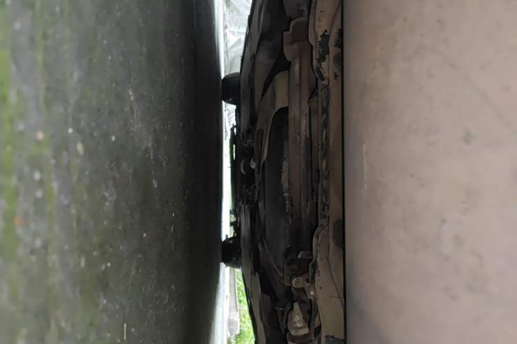 Used Volvo V40 2014 2.0T Zhiya Edition Chassis Rear