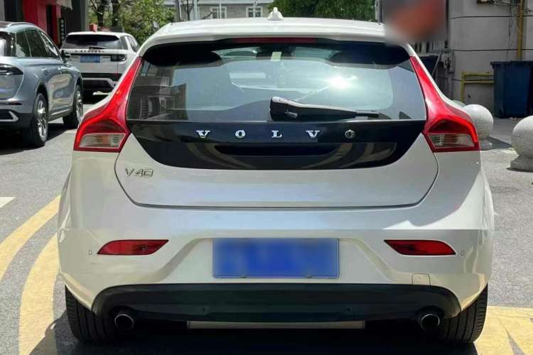 Used Volvo V40 2014 2.0T Zhiya Edition Exterior 3