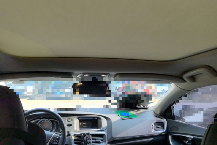 Used Volvo V40 2014 2.0T Zhiya Edition Headliner