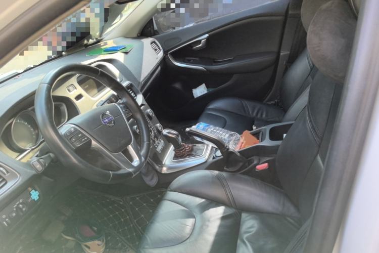 Used Volvo V40 2014 2.0T Zhiya Edition Left Front Seat